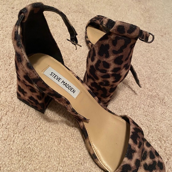 Steve Madden Heels - Picture 4 of 10